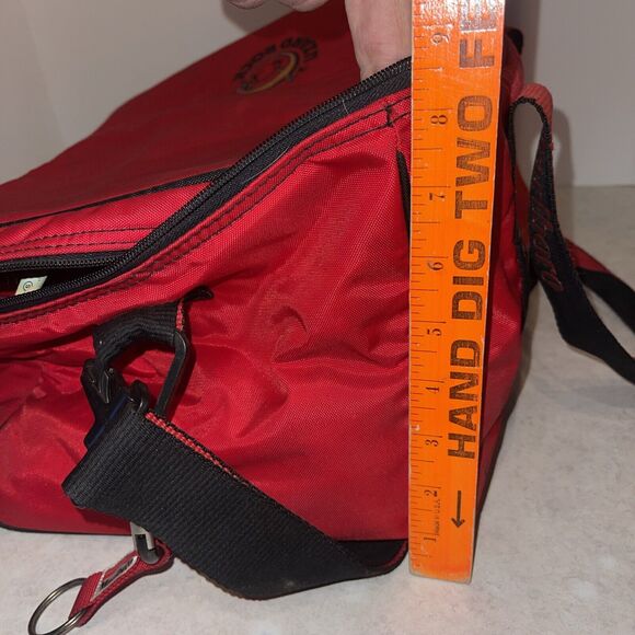 Vtg Marlboro Adventure Team Lizard Rock Insulated Cooler Duffel Bag Red 1992 - Picture 12 of 14